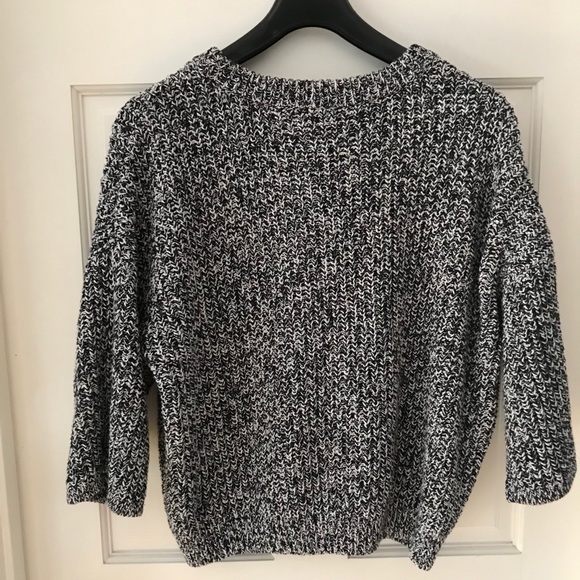 H&M Cable Knit Slouchy Sweater Round Neck Size M - Picture 9 of 10